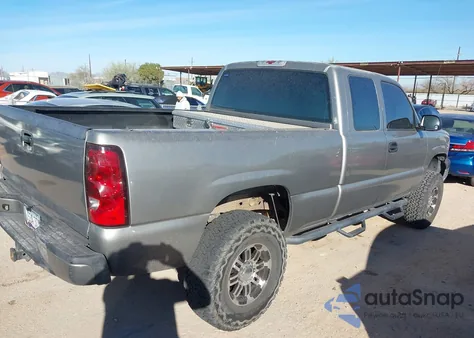 2004 Chevrolet Silverado 1500 Work Truck from USA, damaged, VIN 1GCEK19TX4E160804